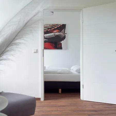 Hotel Lekker 3*