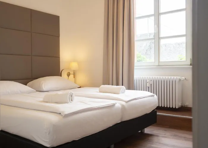 Hotel Lekker Hotell 3*