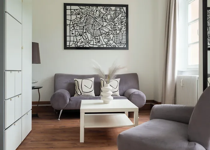 Hotell Hotel Lekker 3*